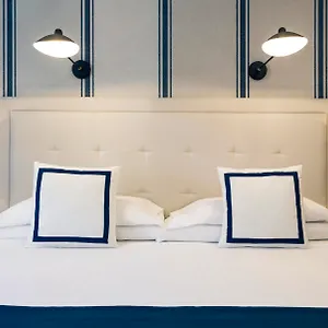 מלון Mercure Jardines De Albia